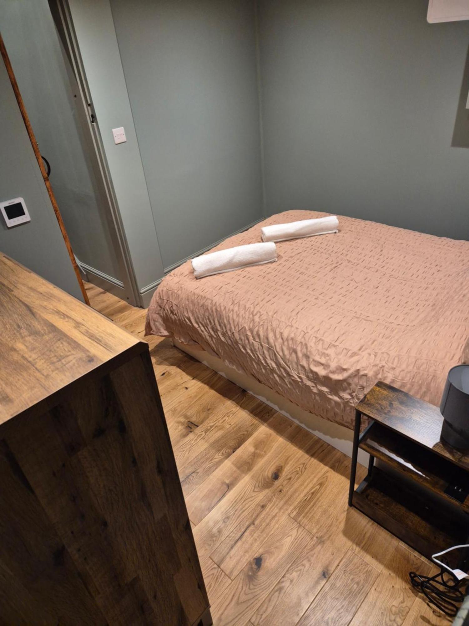 Charming 1 Bed Peak District Barn Conversion Foolow Buitenkant foto